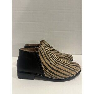 Naot Helm Tan Zebra Leather/Soft Black Leather Ankle Boot Womens Size EU 36 US 5